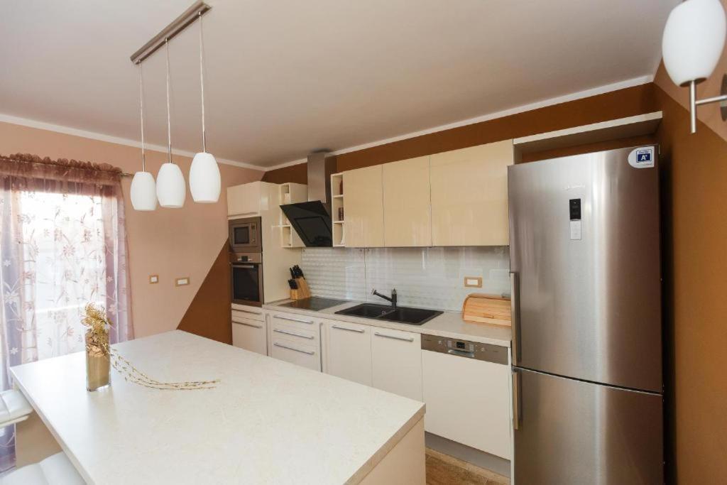 Luxury Apartments Near Bacvice Beach Split Exterior photo