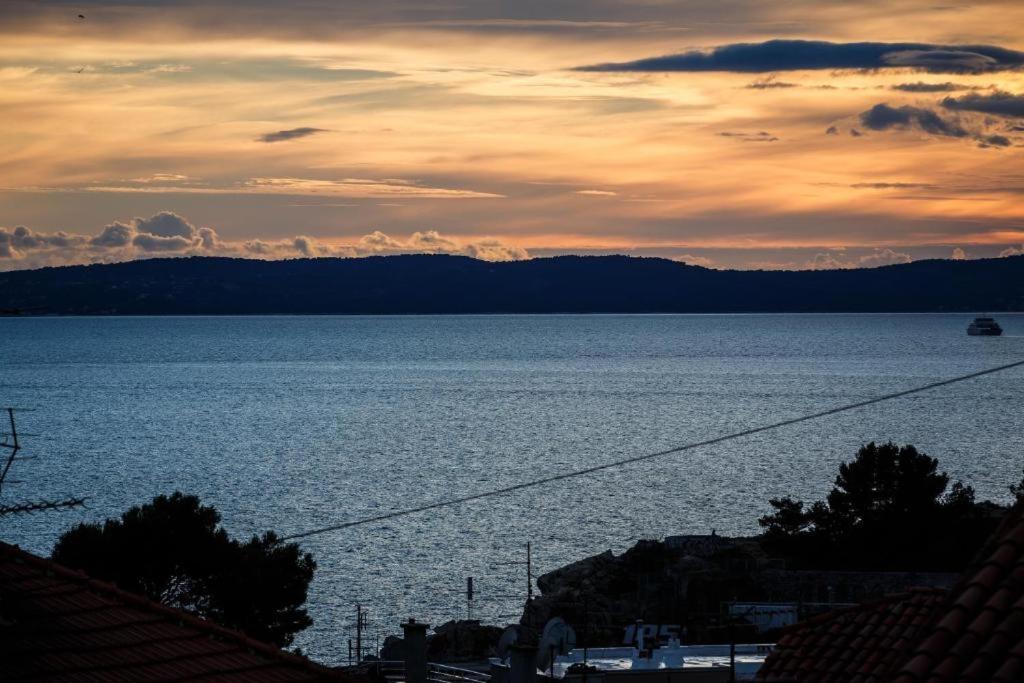 Luxury Apartments Near Bacvice Beach Split Exterior photo