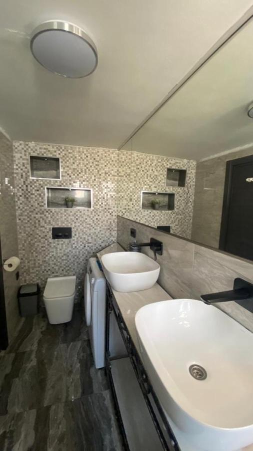 Luxury Apartments Near Bacvice Beach Split Exterior photo